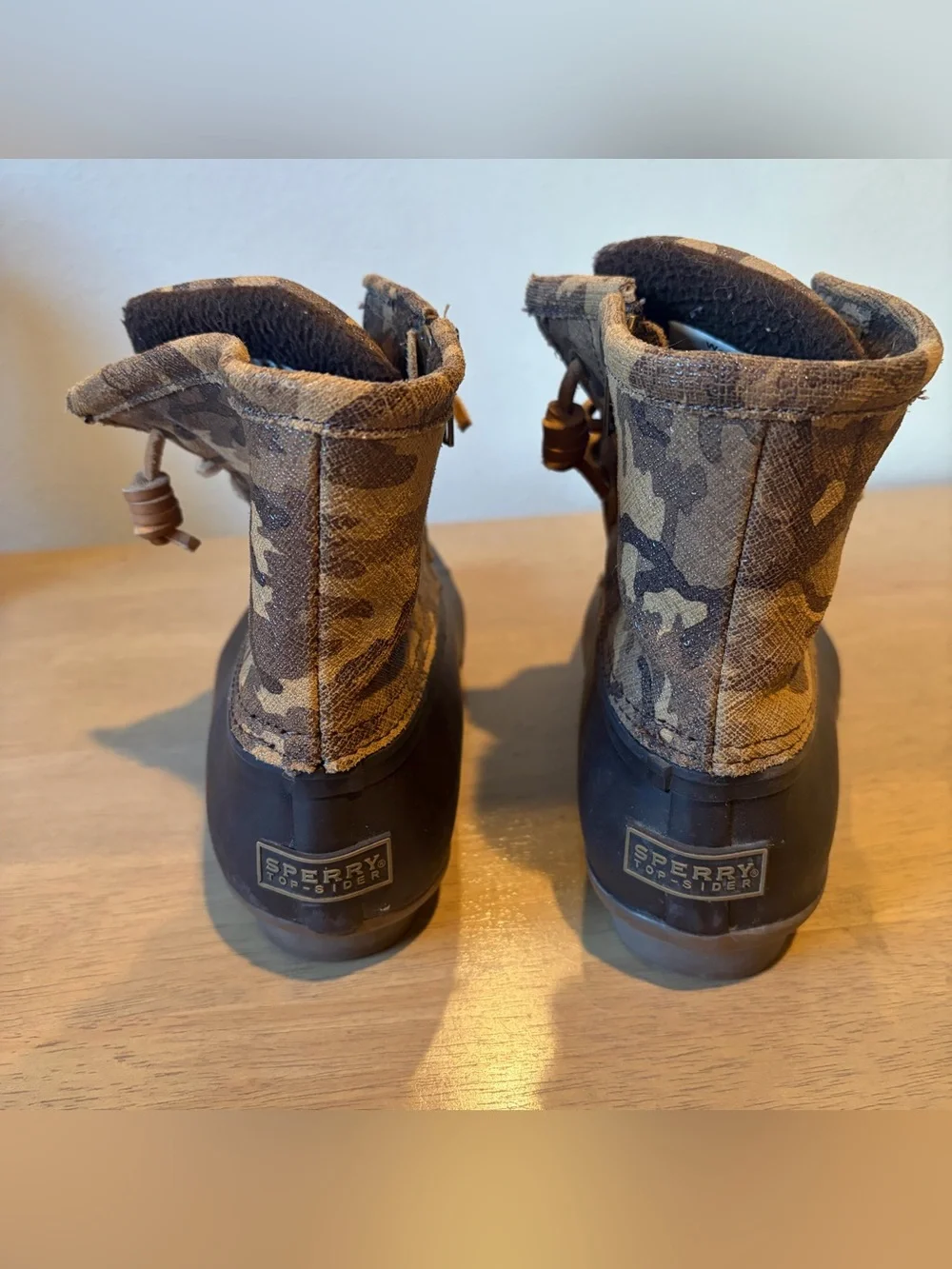 Sperry Top-Sider Women’s Saltwater Duck Boot. Size: 7. Brown Camo.